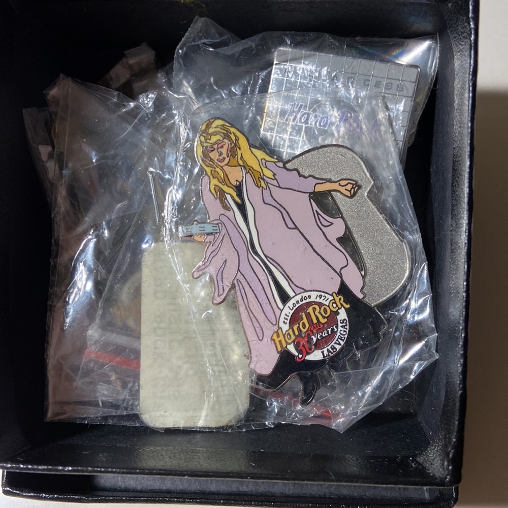 Hard Rock Cafe pins